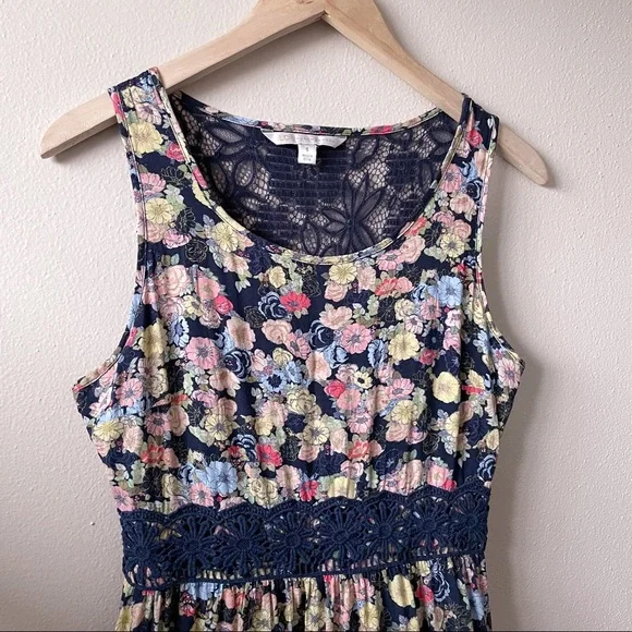 LC Lauren Conrad Fit & Flare Floral Lace Dress - Picture 2 of 13